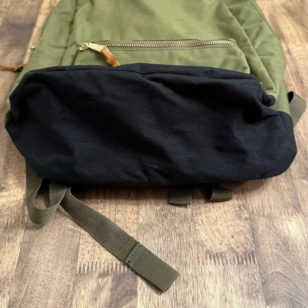 Herschel Supply Co Settlement Backpack Zipper Pack Unisex Olive Green 23L
